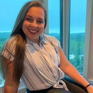 Meet your Posher, Jacqueline